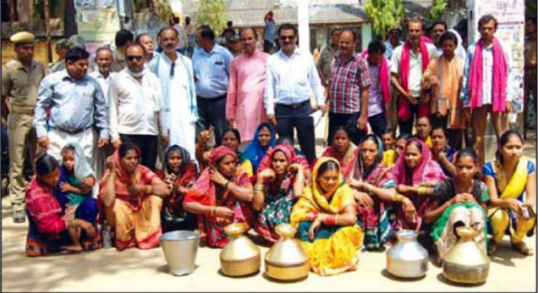 Phalsapadar in Sonpeur demands immediate water supply