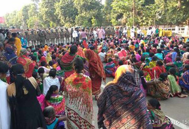 Women rallied on for liquor ban in Odisha