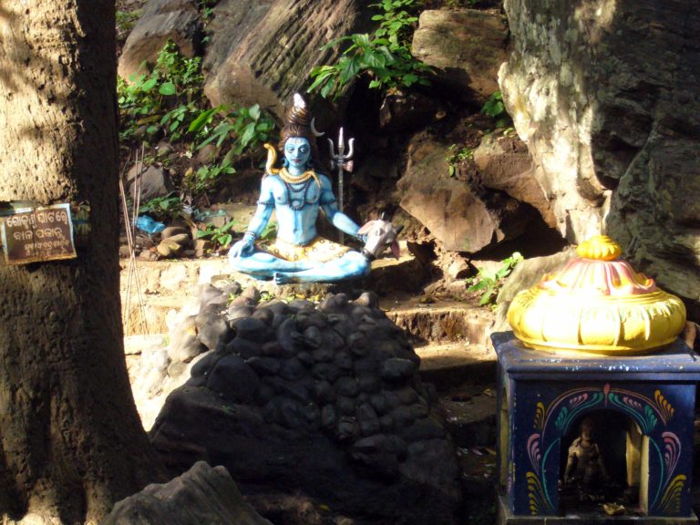 Oral Narrative and Hindu Method of Assimilation: A Case of Marjarakesari in Narsinghnath (5)